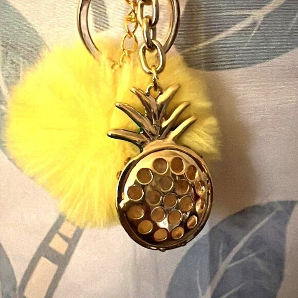 Rhinestone Pineapple with Yellow Pom Pom Purse Charm/Keychain - NEW! - Picture 2 of 4